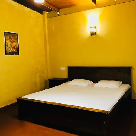 Tea Planters Lodge, Cooking Class And Tours Homestay Nuwara Eliya