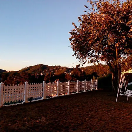 Winter Breeze Holiday home *