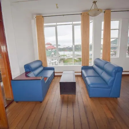 Leisure Village Nuwaraeliya Hotel Nuwara Eliya