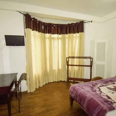 Leisure Village Nuwaraeliya Hotel Nuwara Eliya