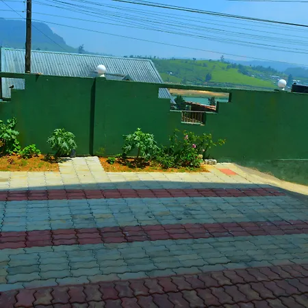 Hill Paradise 3*
