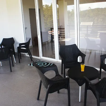 J's 3* Nuwara Eliya