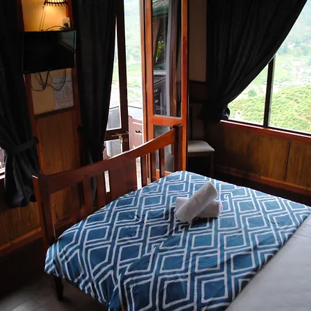 Misty Mountain Hotel 3*