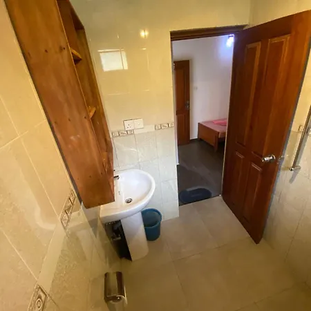 Glenfalls Rest Hotel Nuwara Eliya