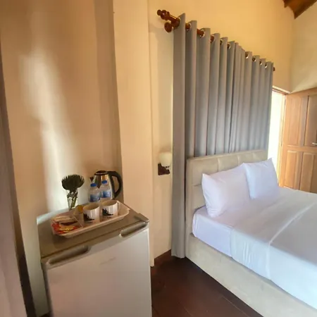 Glenfalls Rest *