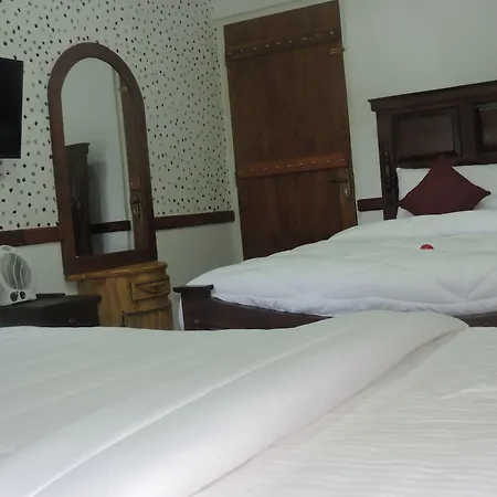 Hotel White Tower Nuwara Eliya