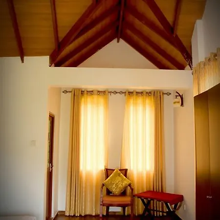 Aika White Bungalow Guest house Nuwara Eliya