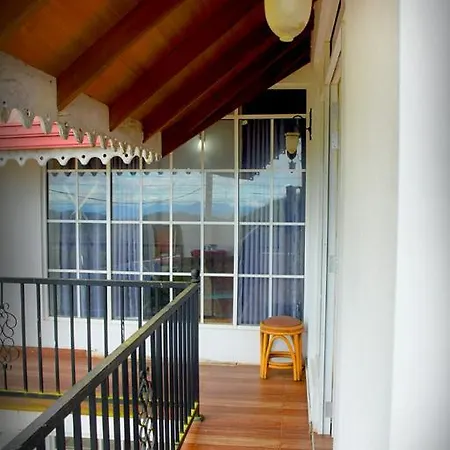 Aika White Bungalow 2*