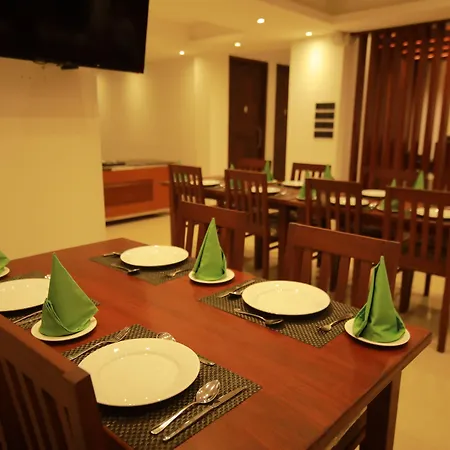 Single Tree Mount Hotel