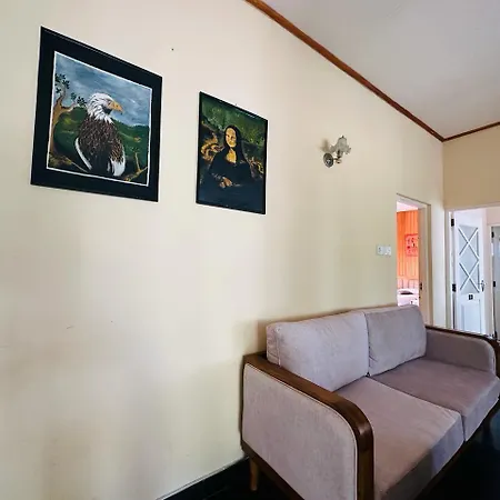 Maples Bed & Breakfast
