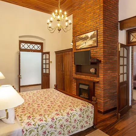 W15 Gregory Resort