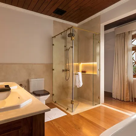 The Bellwood Manor 5*