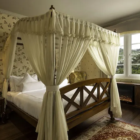 The Westbury Palace Hotel 5*