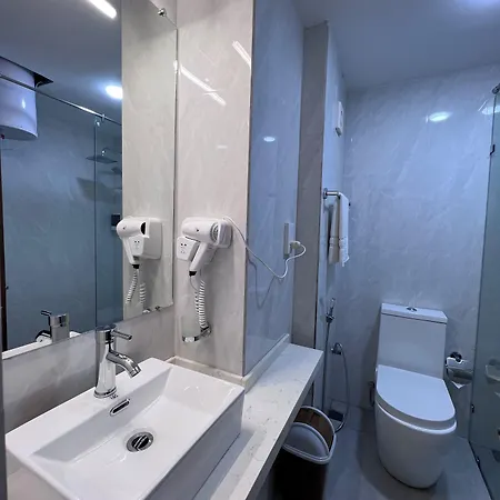 88th Hotel 3*