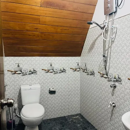 Hotel Aryans *