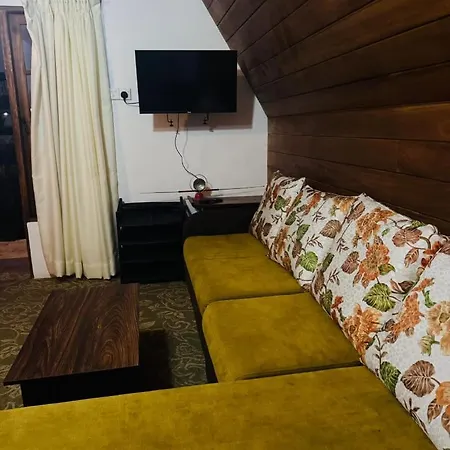 Aryans Hotel
