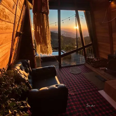 Skyridge Twilight Chalet *