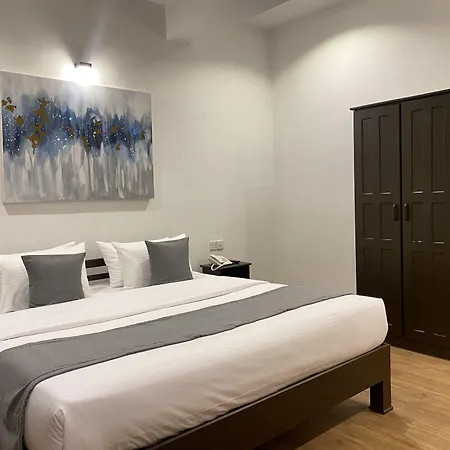 Hotel Queens Mount Glen Heights Nuwara Eliya
