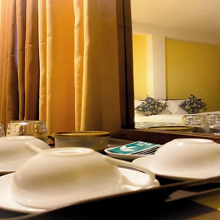 Summer Glow Guest - * Nuwara Eliya