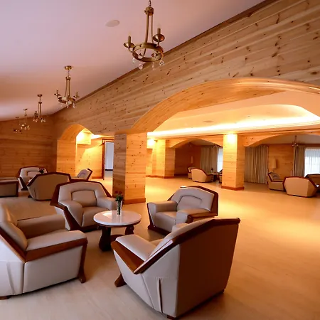 Araliya Red - Budget Friendly Hotel- Where Find Stunning 360 Panoramic View Of