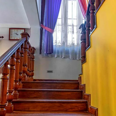 Guest house Grand Mellow