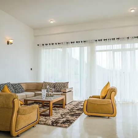 Clouds 1939 By Wimsons Guest house 3*