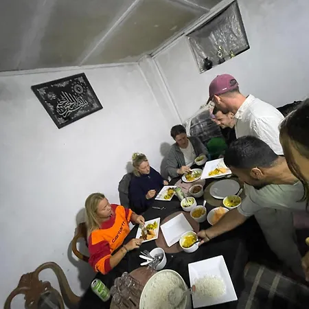 Hostel C'est La Vie