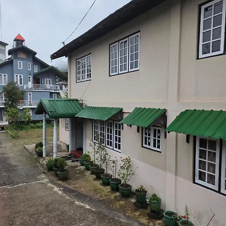 Homestay Le Grand Chateau