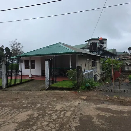 Homestay Le Grand Chateau