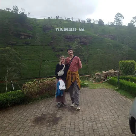 Barrow Family Nuwara Eliya