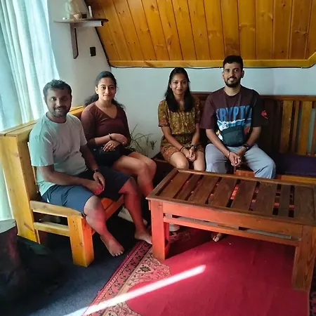 Barrow Family Nuwara Eliya