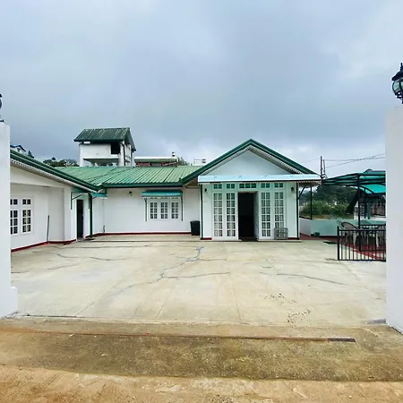 Hotel R R I Luxury Nuwara Eliya