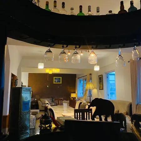 London Hotel