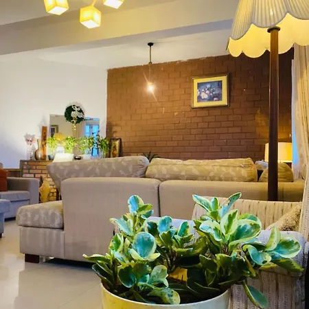 London Hotel 3*