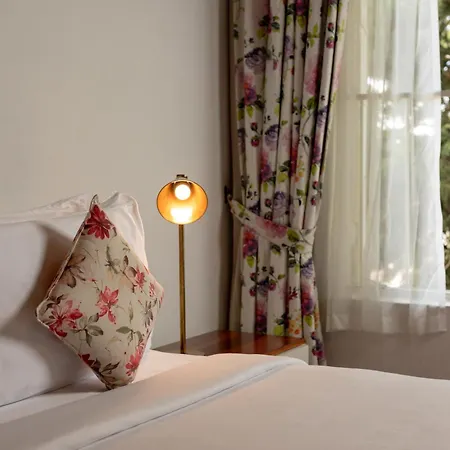 Jetwing St Andrew's Hotel