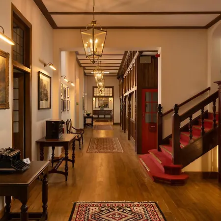 The Hill Club Villa Nuwara Eliya