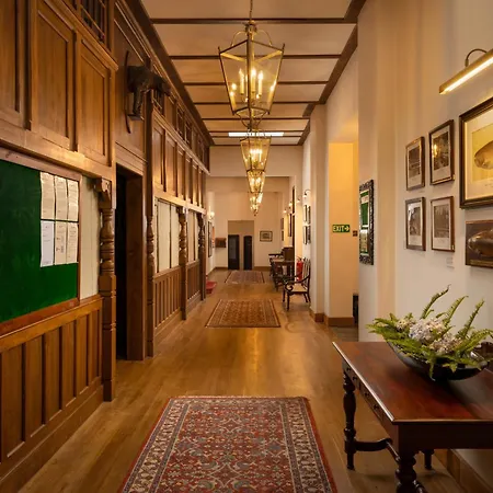 The Hill Club Villa Nuwara Eliya