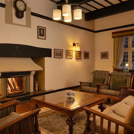 The Hill Club Villa Nuwara Eliya