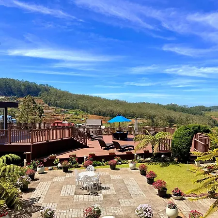 Villa Hilldale Retreat *