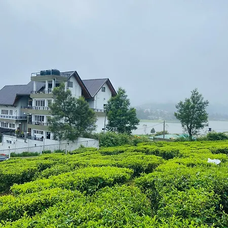 Queens Hotel Nuwara Eliya