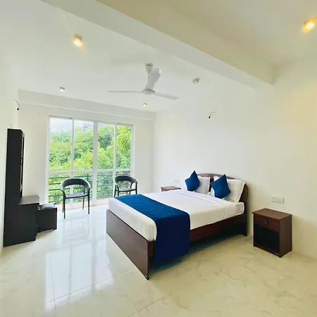 Queens Mount Glen Heights Hotel Nuwara Eliya