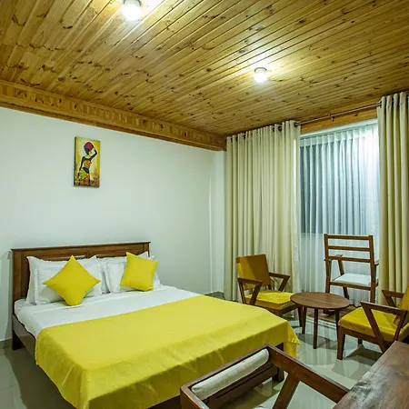 Country Club 3*