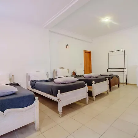 Oasis Hill Hotel Nuwara Eliya