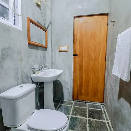 Oasis Hill Hotel