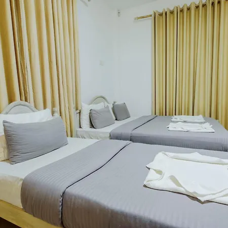 Hotel Oasis Hill Nuwara Eliya