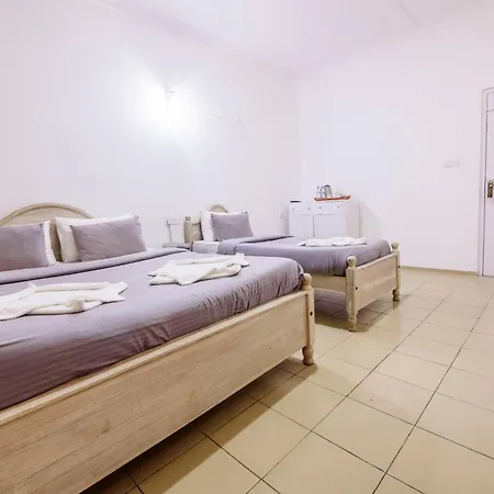 Oasis Hill Hotel