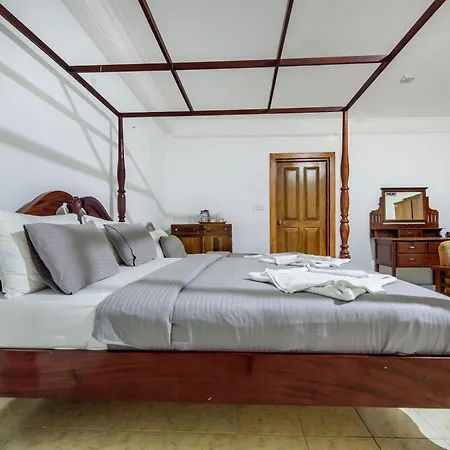 Oasis Hill Hotel Nuwara Eliya