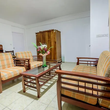 Oasis Hill Hotel Nuwara Eliya