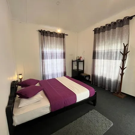 Hotel Lavender *