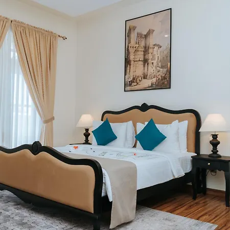 Hotel Grand Misty Hills